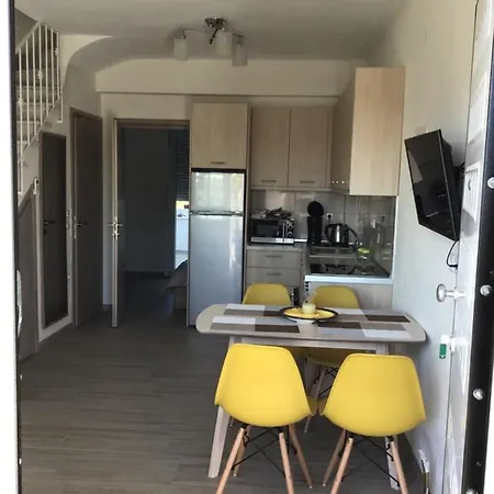 Nyfea House Tatil Evi *