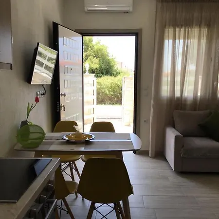 Tatil Evi Nyfea House *